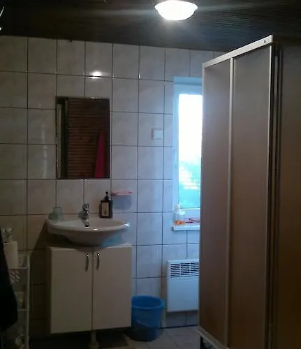 Проживание в семье Tuule 1 Курессааре